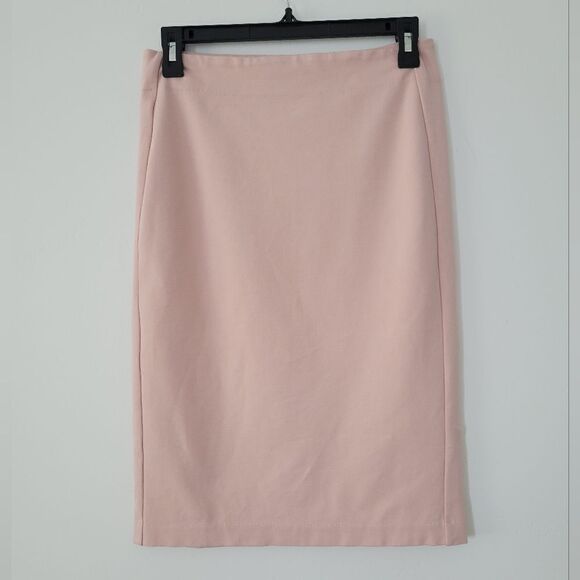 T Tahari Pull-On Ponte Pencil Skirt NWOT - Picture 2 of 3